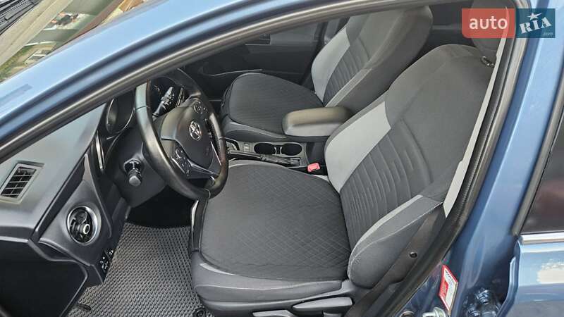 Універсал Toyota Auris 2015 в Києві