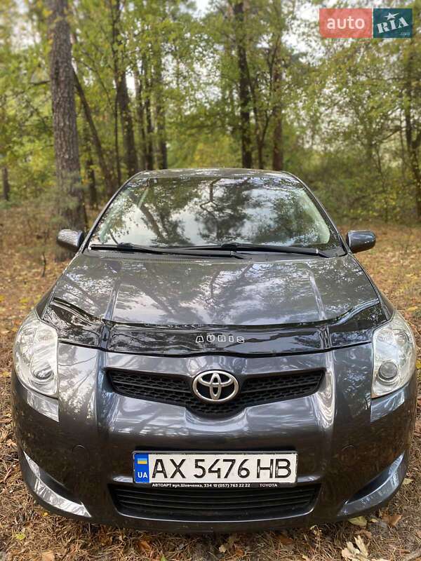 Хэтчбек Toyota Auris 2007 в Богодухове фото 2 Хэтчбек Toyota Auris 2007 в Богодухове