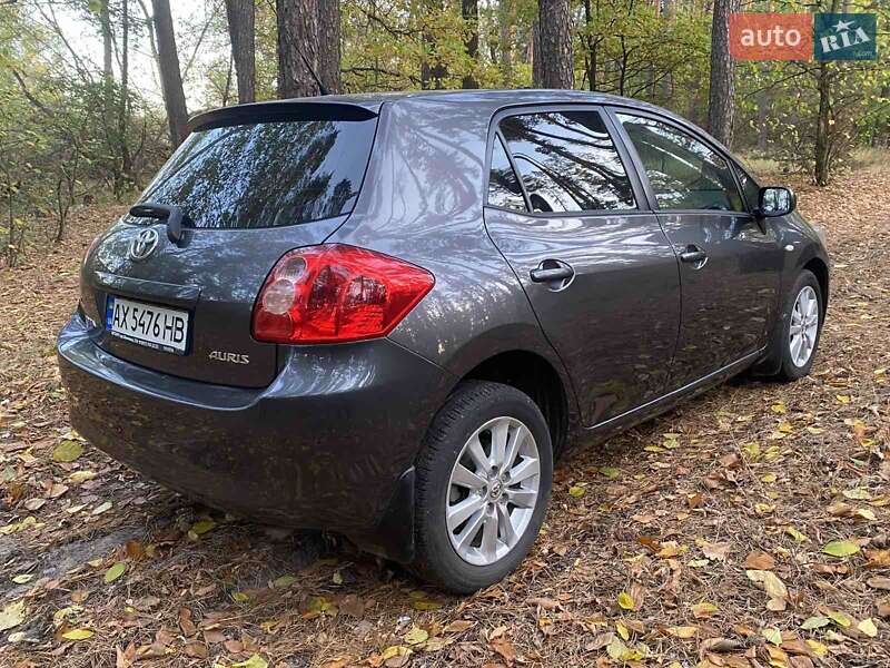 Хэтчбек Toyota Auris 2007 в Богодухове фото 4 Хэтчбек Toyota Auris 2007 в Богодухове