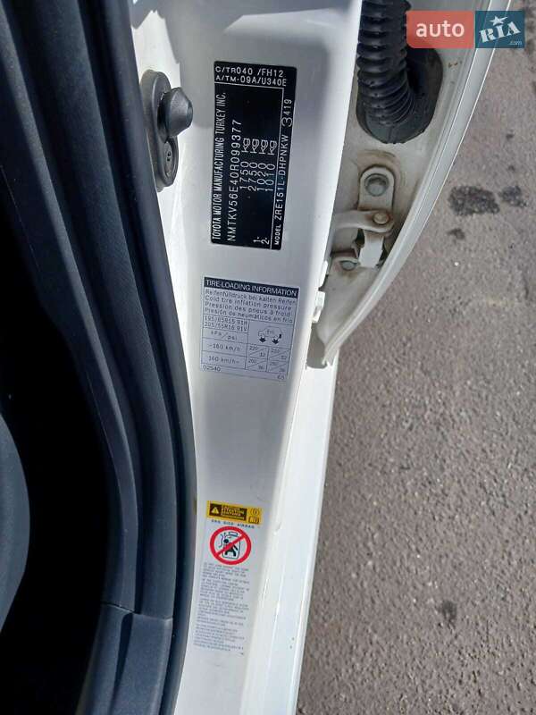 Хетчбек Toyota Auris 2012 в Вінниці