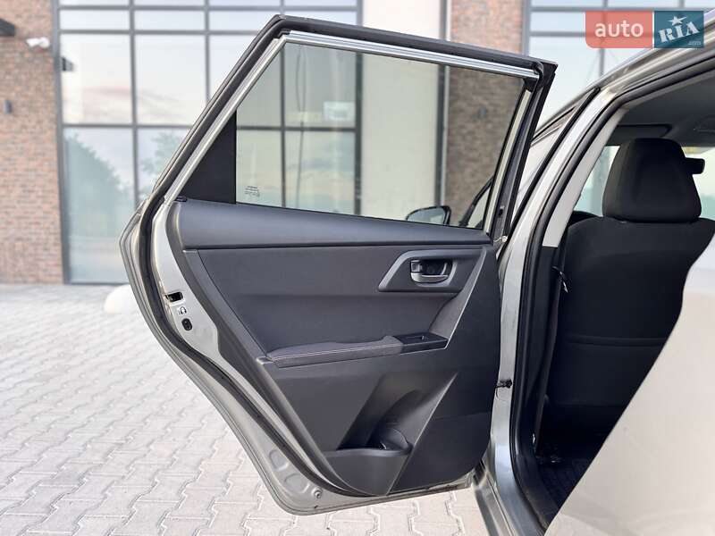 Универсал Toyota Auris 2014 в Тернополе