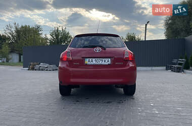 Хетчбек Toyota Auris 2007 в 