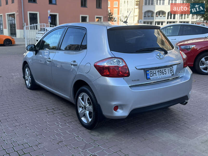 Хэтчбек Toyota Auris 2011 в Одессе фото 6 Хэтчбек Toyota Auris 2011 в Одессе