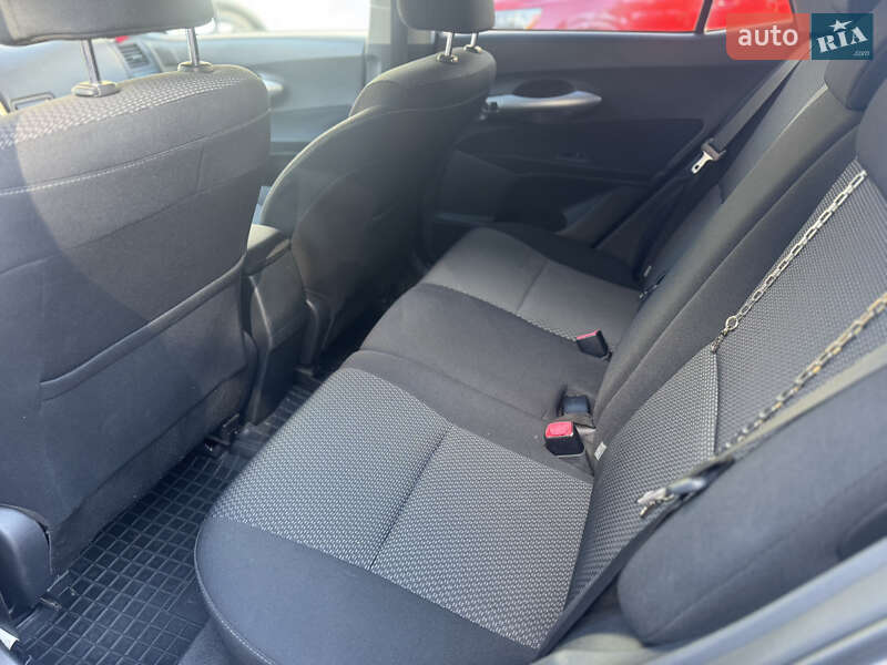 Хэтчбек Toyota Auris 2011 в Одессе фото 9 Хэтчбек Toyota Auris 2011 в Одессе