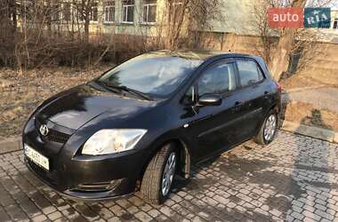 Хэтчбек Toyota Auris 2008 в 
