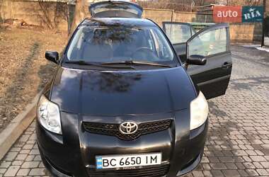 Хетчбек Toyota Auris 2008 в Львові