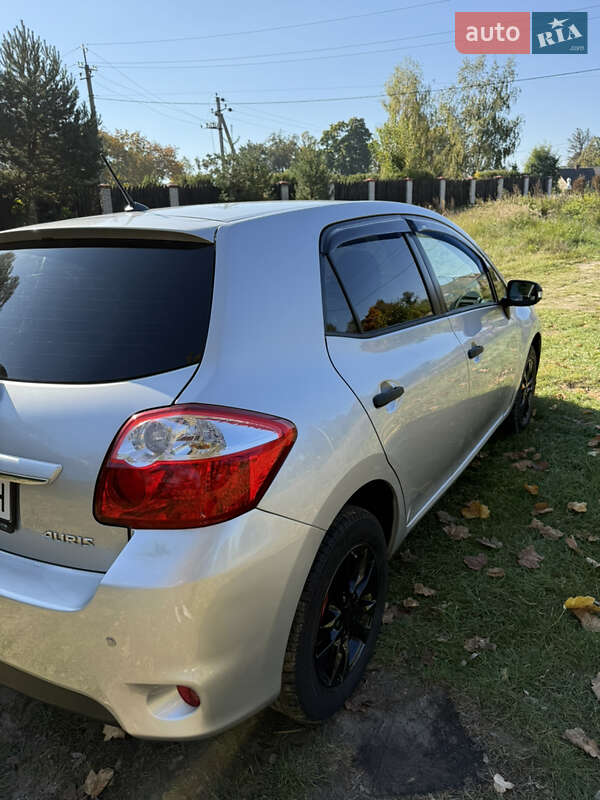 Хэтчбек Toyota Auris 2010 в Ивано-Франково фото 21 Хэтчбек Toyota Auris 2010 в Ивано-Франково