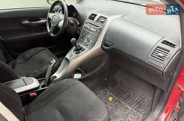 Хэтчбек Toyota Auris 2008 в 