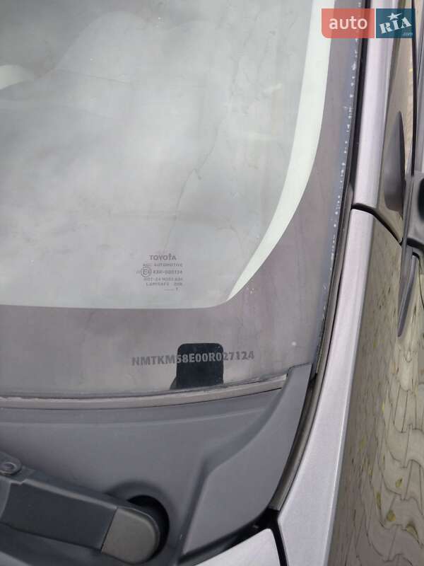 Хэтчбек Toyota Auris 2008 в Черновцах фото 24 Хэтчбек Toyota Auris 2008 в Черновцах