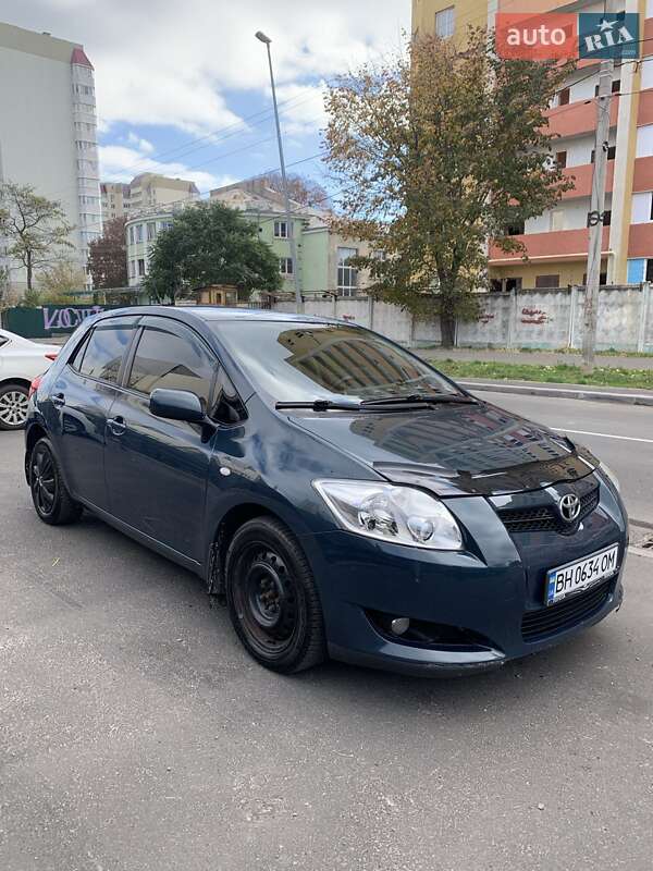 Хэтчбек Toyota Auris 2008 в Одессе