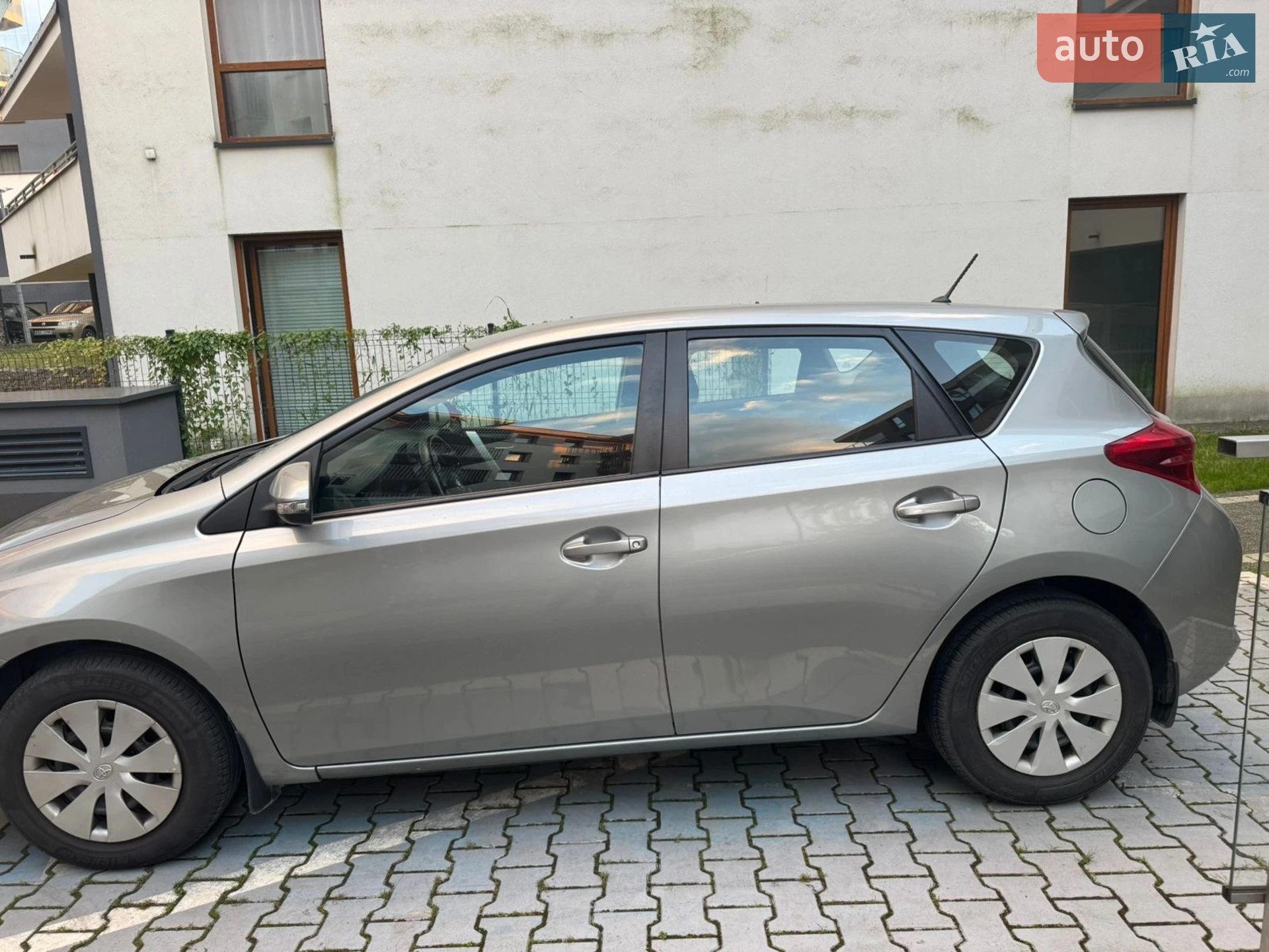 2013 Toyota Auris - мініатюра 4