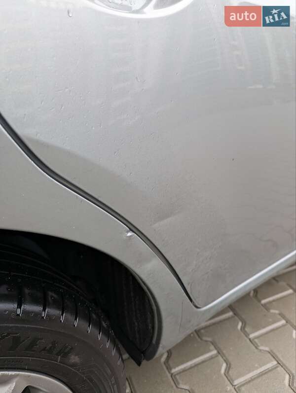 Хэтчбек Toyota Auris 2008 в Киеве