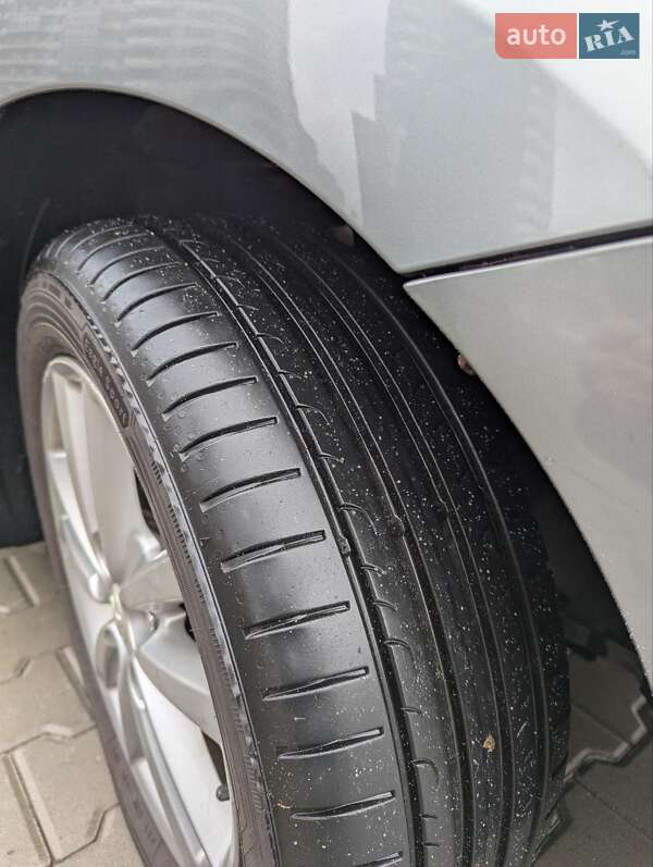 Хэтчбек Toyota Auris 2008 в Киеве