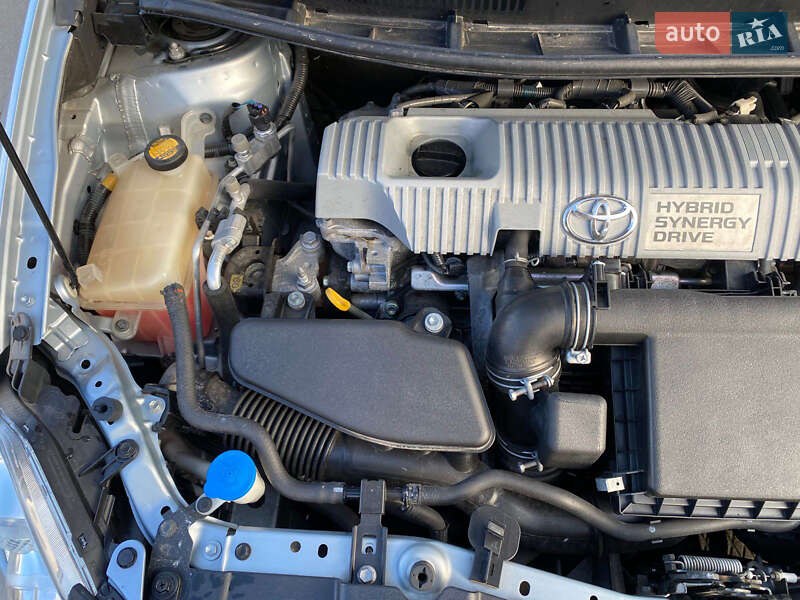 Хэтчбек Toyota Auris 2011 в Ровно фото 2 Хэтчбек Toyota Auris 2011 в Ровно