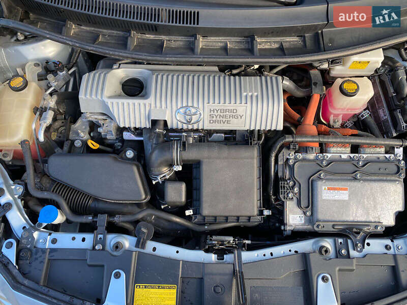 Хэтчбек Toyota Auris 2011 в Ровно фото 7 Хэтчбек Toyota Auris 2011 в Ровно