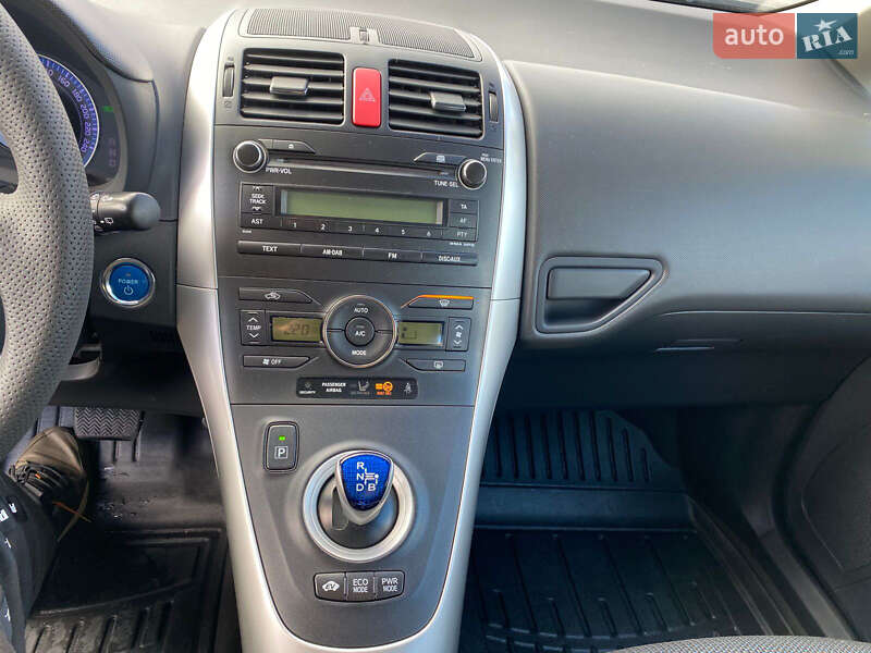 Хэтчбек Toyota Auris 2011 в Ровно фото 67 Хэтчбек Toyota Auris 2011 в Ровно