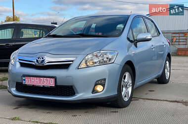 Хэтчбек Toyota Auris 2011 в Ровно
