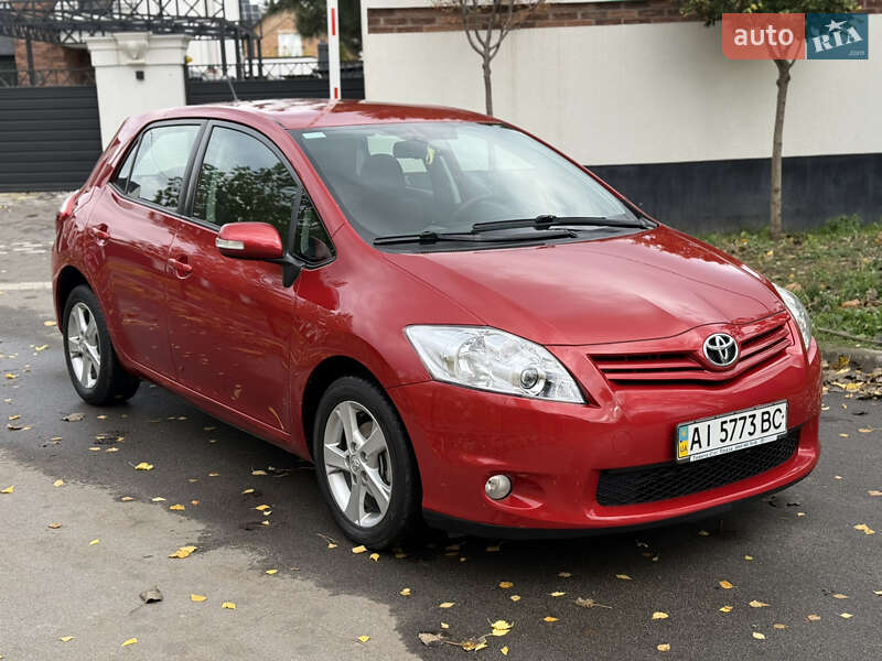 Хэтчбек Toyota Auris 2010 в Белой Церкви фото 3 Хэтчбек Toyota Auris 2010 в Белой Церкви