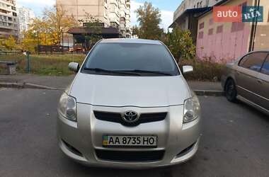 Хэтчбек Toyota Auris 2007 в Киеве