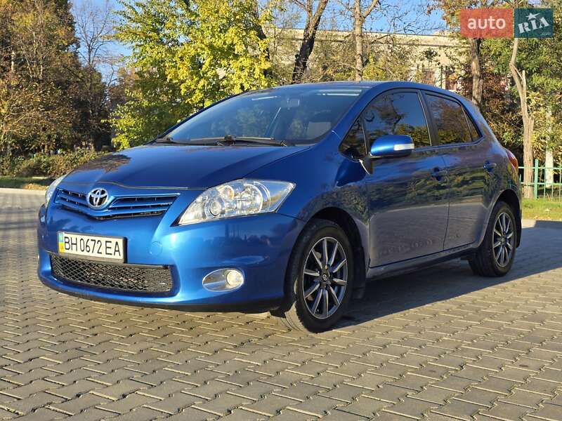 Хэтчбек Toyota Auris 2010 в Одессе фото 7 Хэтчбек Toyota Auris 2010 в Одессе