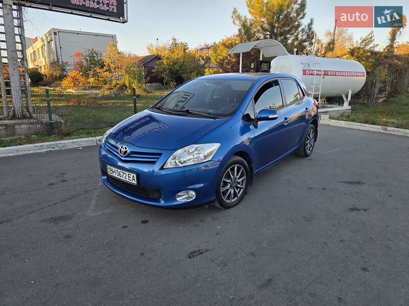 Хэтчбек Toyota Auris 2010 в Одессе фото 27 Хэтчбек Toyota Auris 2010 в Одессе
