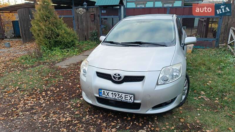 Хэтчбек Toyota Auris 2008 в Харькове фото 3 Хэтчбек Toyota Auris 2008 в Харькове