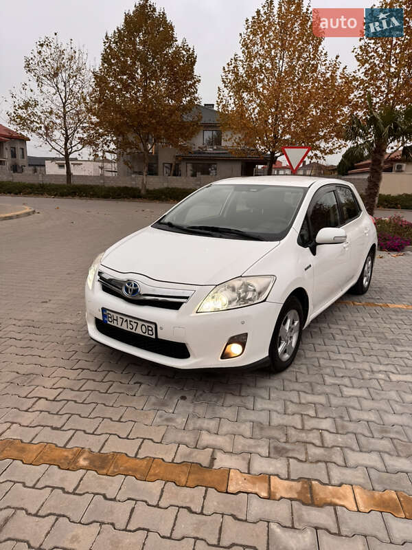 Хэтчбек Toyota Auris 2011 в Одессе