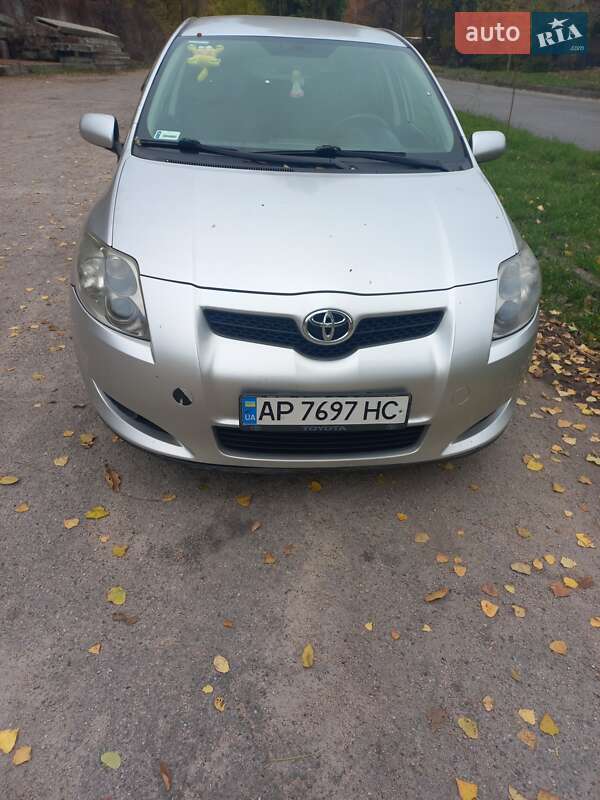 Хэтчбек Toyota Auris 2008 в Запорожье фото Хэтчбек Toyota Auris 2008 в Запорожье