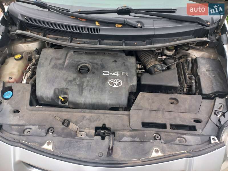 Хэтчбек Toyota Auris 2008 в Запорожье фото 18 Хэтчбек Toyota Auris 2008 в Запорожье