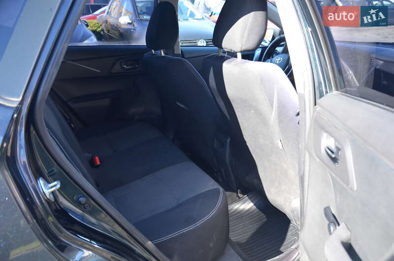 Хэтчбек Toyota Auris 2014 в Киеве