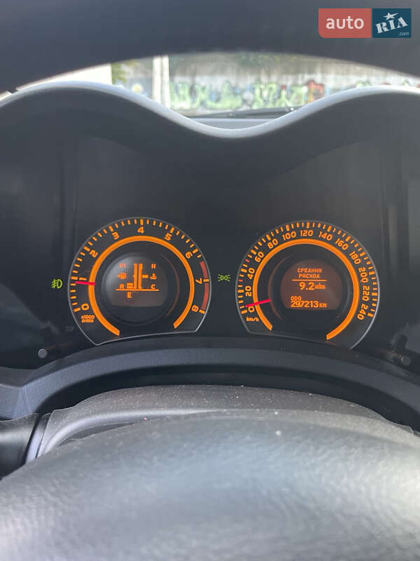 Хэтчбек Toyota Auris 2007 в Киеве