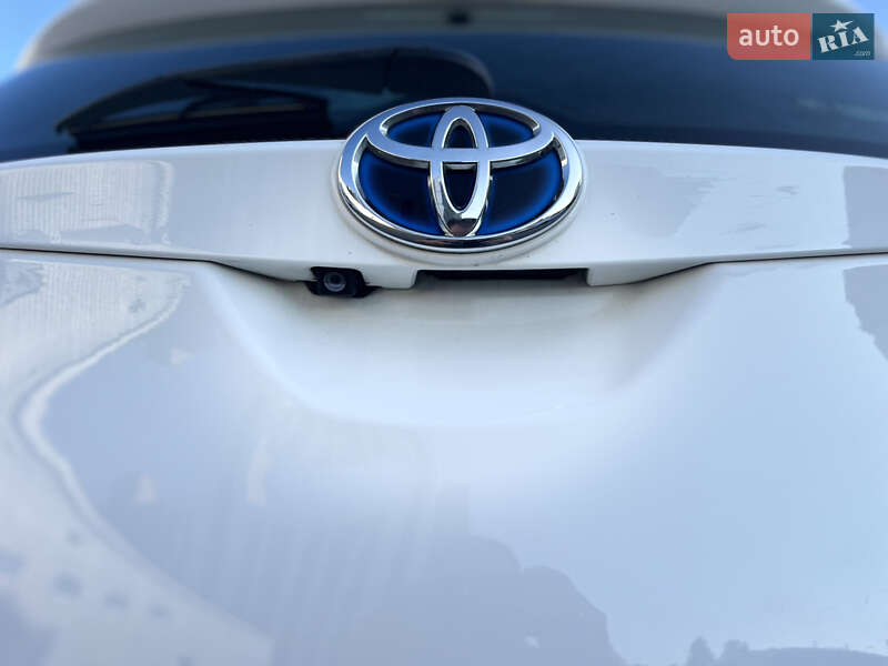 Хэтчбек Toyota Auris 2013 в Луцке фото 18 Хэтчбек Toyota Auris 2013 в Луцке