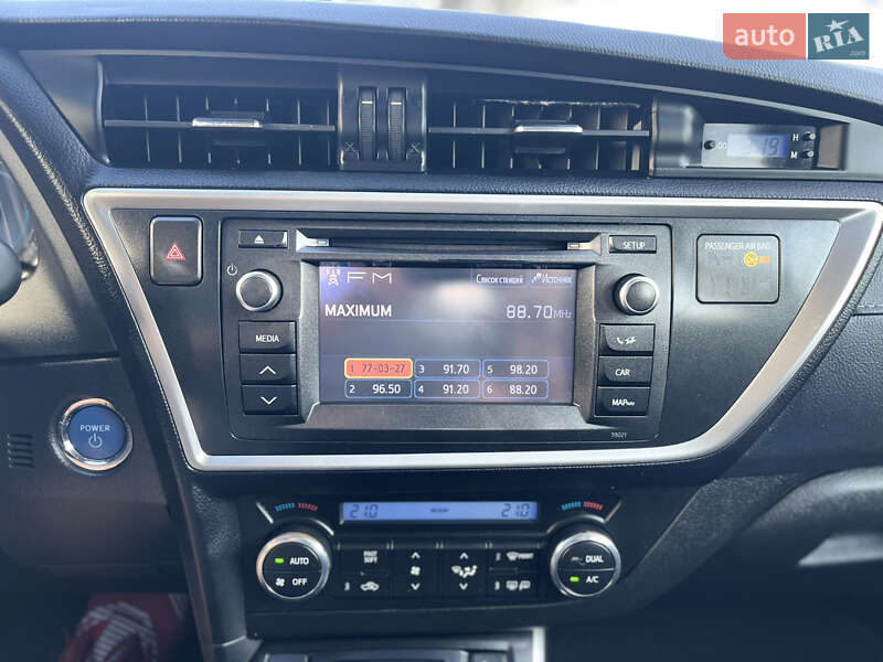 Хэтчбек Toyota Auris 2013 в Луцке фото 27 Хэтчбек Toyota Auris 2013 в Луцке