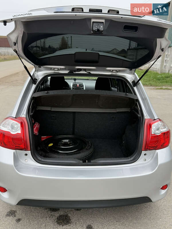 Хетчбек Toyota Auris 2013 в Фастові фото 5 Хетчбек Toyota Auris 2013 в Фастові