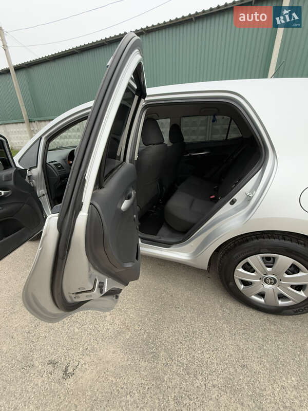 Хетчбек Toyota Auris 2013 в Фастові фото 10 Хетчбек Toyota Auris 2013 в Фастові