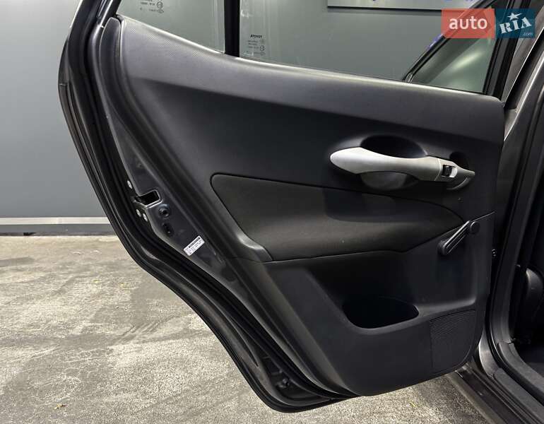 Хэтчбек Toyota Auris 2008 в Киеве фото 36 Хэтчбек Toyota Auris 2008 в Киеве