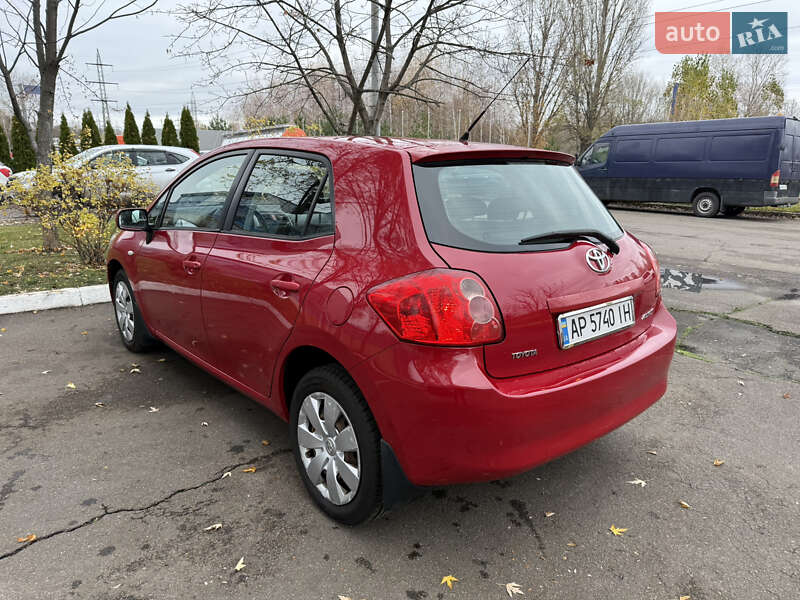 Хэтчбек Toyota Auris 2008 в Киеве