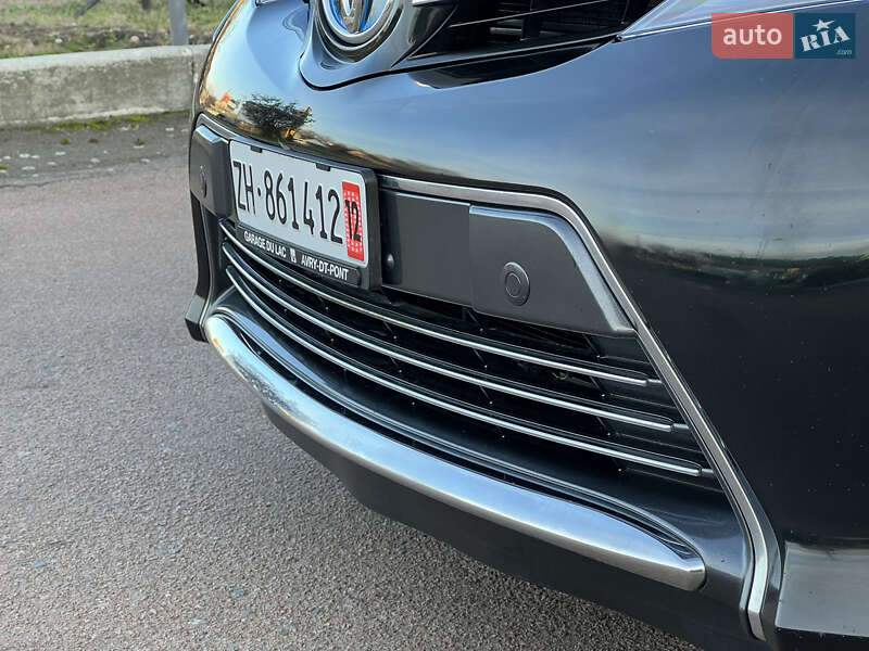 Универсал Toyota Auris 2014 в Житомире фото 15 Универсал Toyota Auris 2014 в Житомире