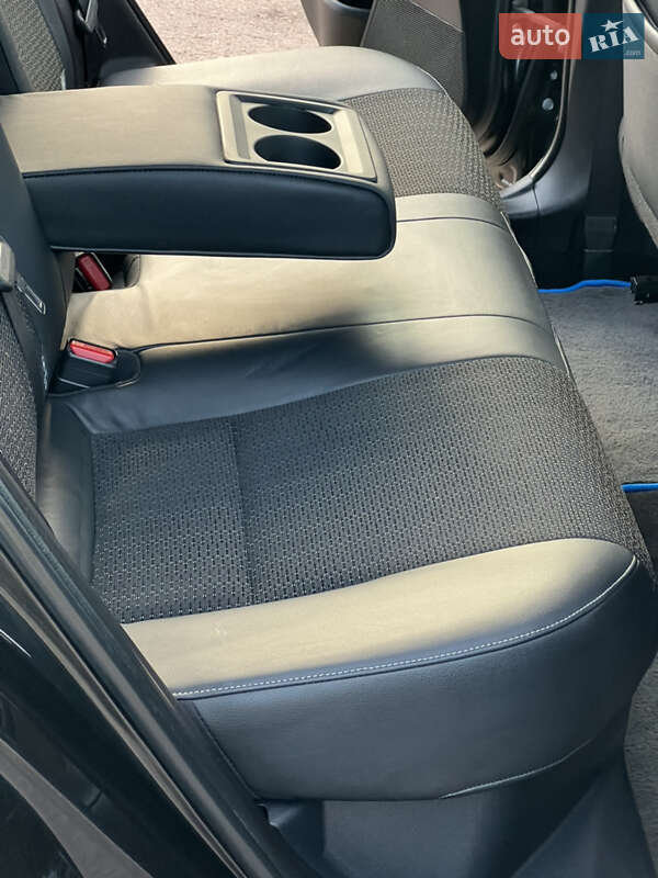 Универсал Toyota Auris 2014 в Житомире фото 33 Универсал Toyota Auris 2014 в Житомире