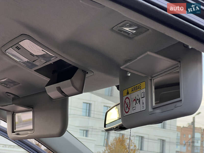 Универсал Toyota Auris 2014 в Житомире фото 44 Универсал Toyota Auris 2014 в Житомире