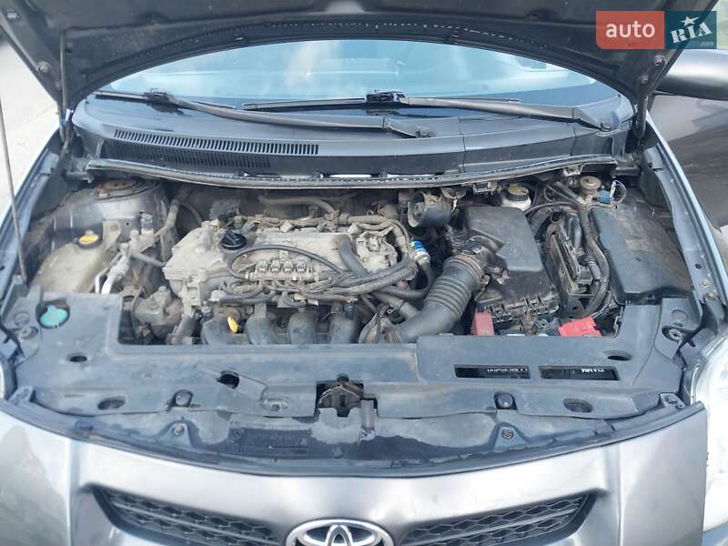 Хэтчбек Toyota Auris 2008 в Николаеве фото 33 Хэтчбек Toyota Auris 2008 в Николаеве