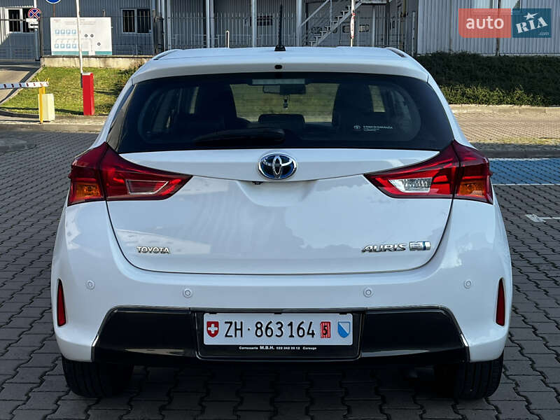 Хэтчбек Toyota Auris 2013 в Луцке фото 8 Хэтчбек Toyota Auris 2013 в Луцке