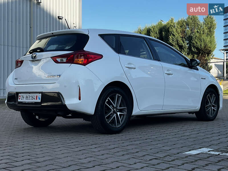 Хэтчбек Toyota Auris 2013 в Луцке фото 13 Хэтчбек Toyota Auris 2013 в Луцке