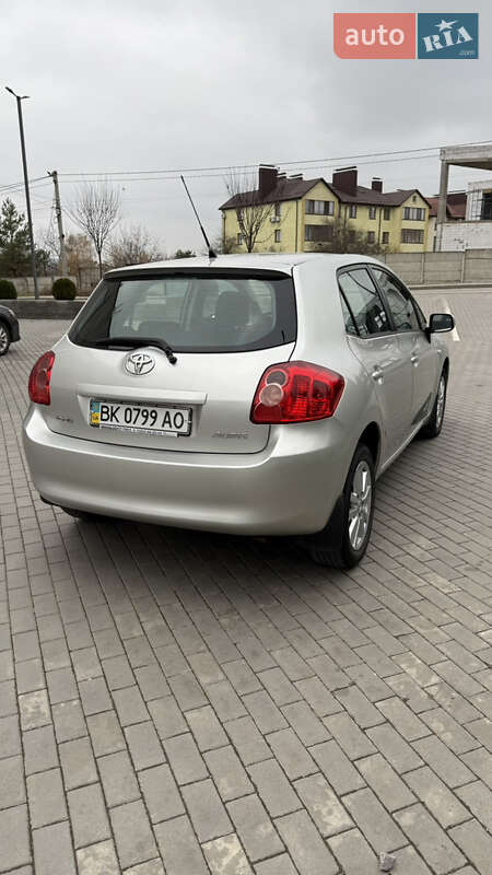 Хэтчбек Toyota Auris 2008 в Ровно фото 3 Хэтчбек Toyota Auris 2008 в Ровно