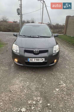 Хетчбек Toyota Auris 2008 в Кам'янському
