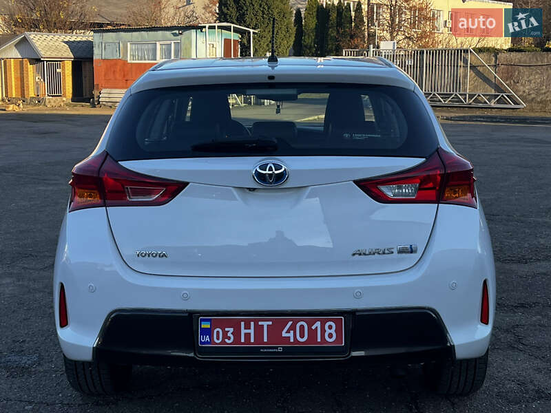 Хэтчбек Toyota Auris 2013 в Луцке фото 7 Хэтчбек Toyota Auris 2013 в Луцке