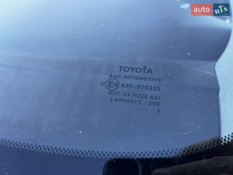 Хэтчбек Toyota Auris 2013 в Луцке фото 47 Хэтчбек Toyota Auris 2013 в Луцке