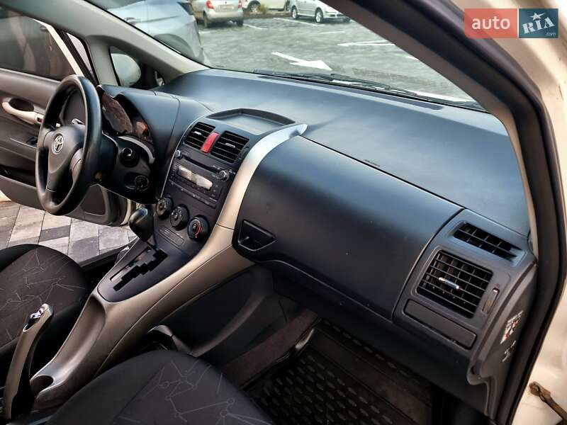 Хетчбек Toyota Auris 2010 в Вінниці