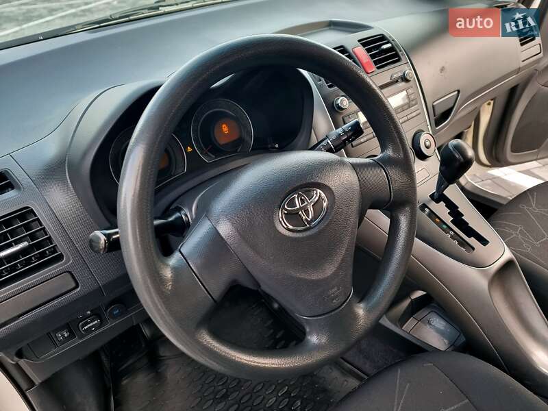 Хетчбек Toyota Auris 2010 в Вінниці