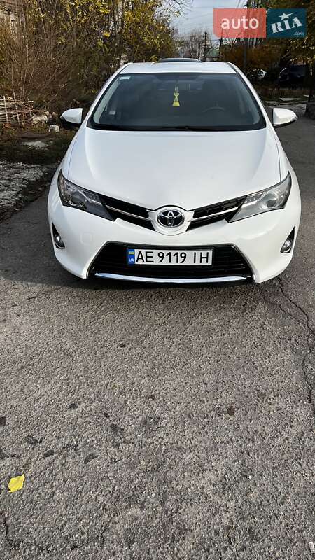 Toyota Auris 2014